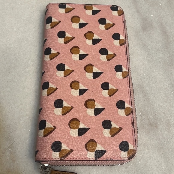 Coach Wallet Accordion silvertone Zip leather Wallet Checker Heart Print Blush - Picture 4 of 11